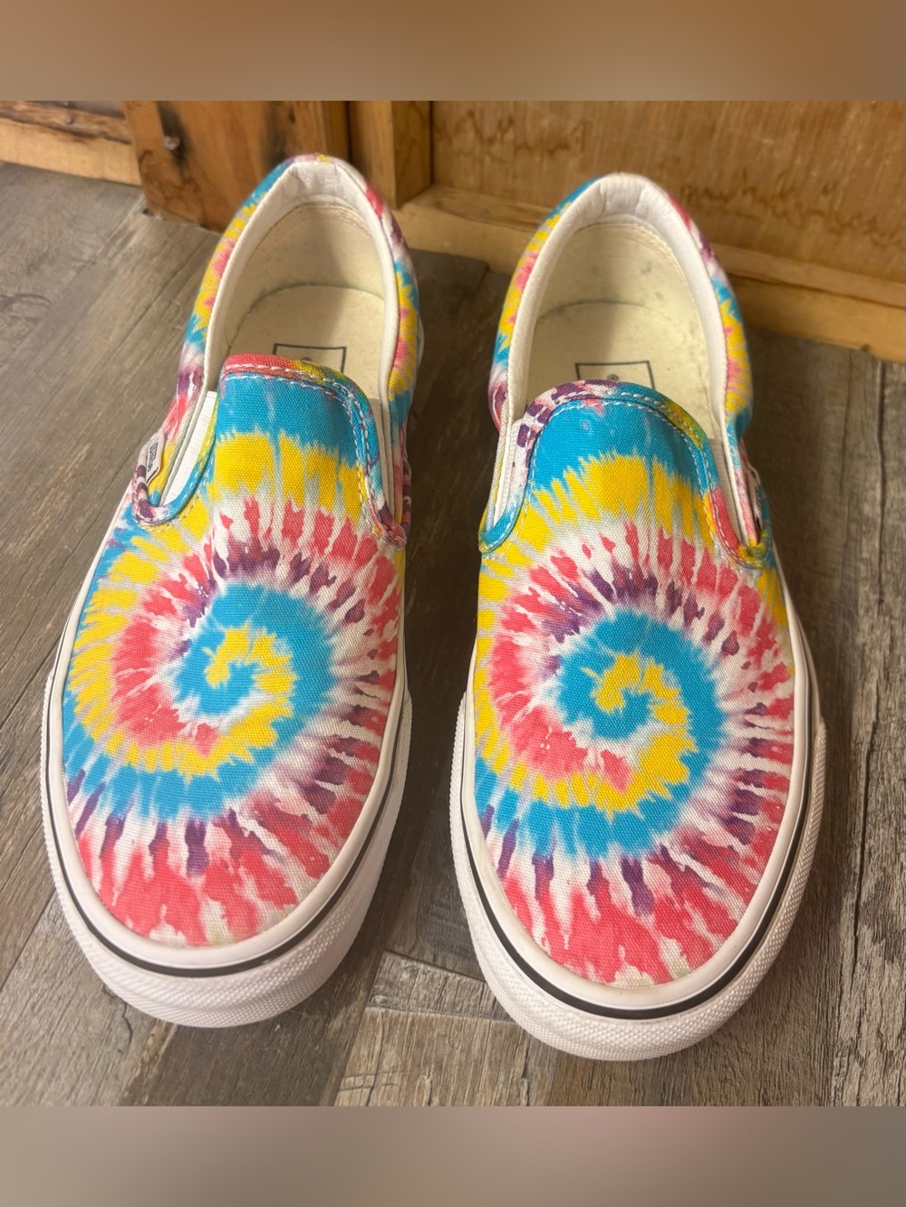 NWOT Vans Tie-Dye Slip-On Sneakers | Women 7.5 Men 6
